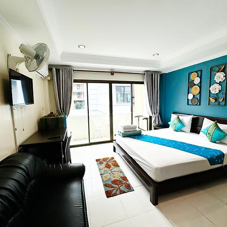 Готель Sky Silk Decoration House Patong Екстер'єр фото