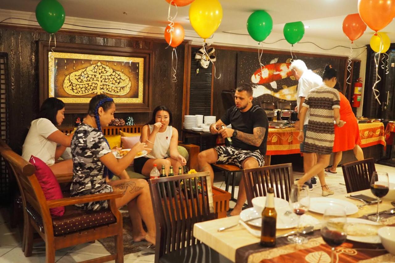 Готель Sky Silk Decoration House Patong Екстер'єр фото