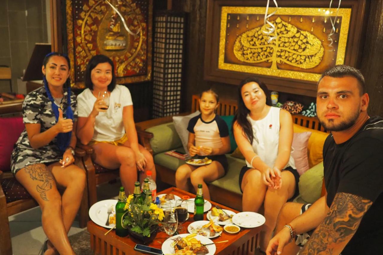 Готель Sky Silk Decoration House Patong Екстер'єр фото