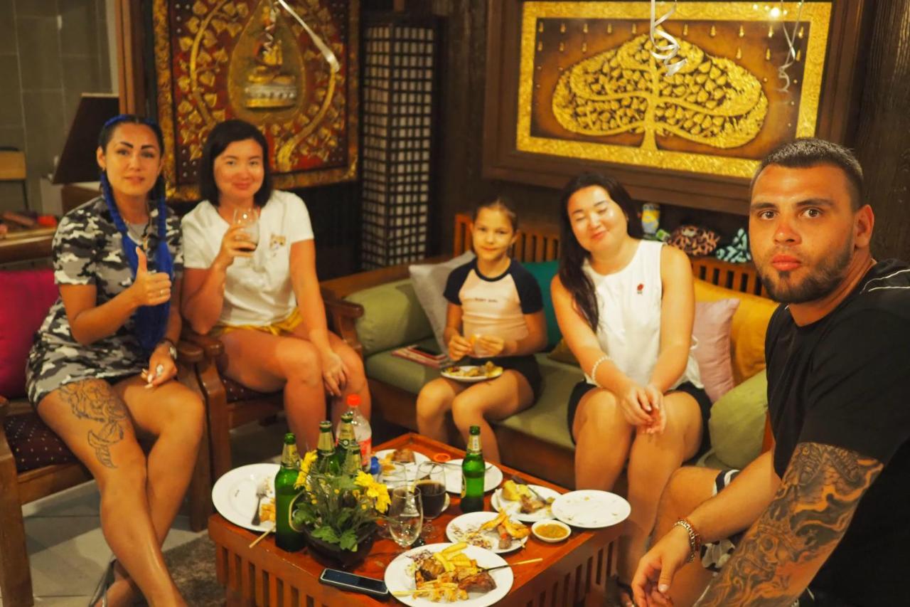 Готель Sky Silk Decoration House Patong Екстер'єр фото