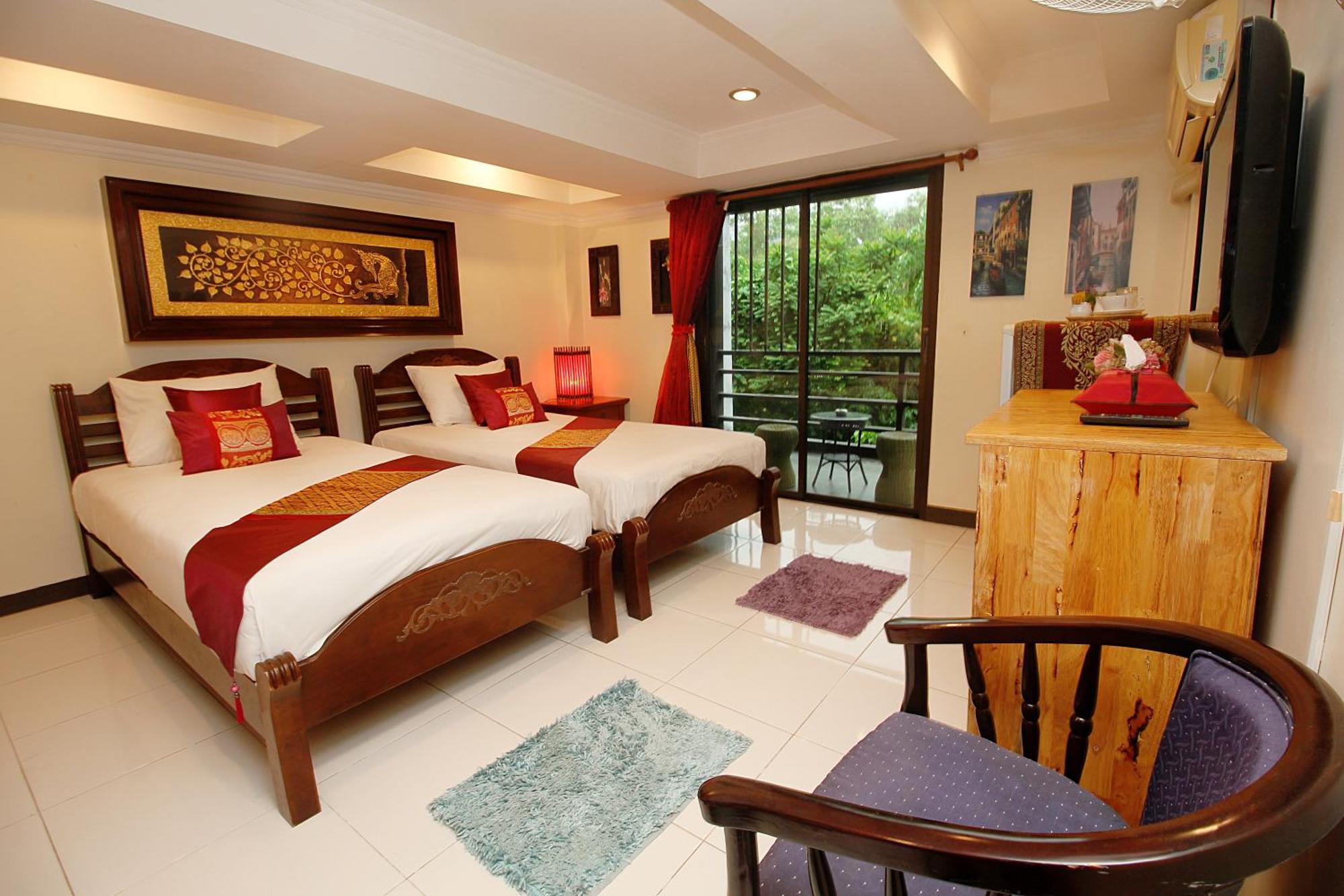 Готель Sky Silk Decoration House Patong Екстер'єр фото
