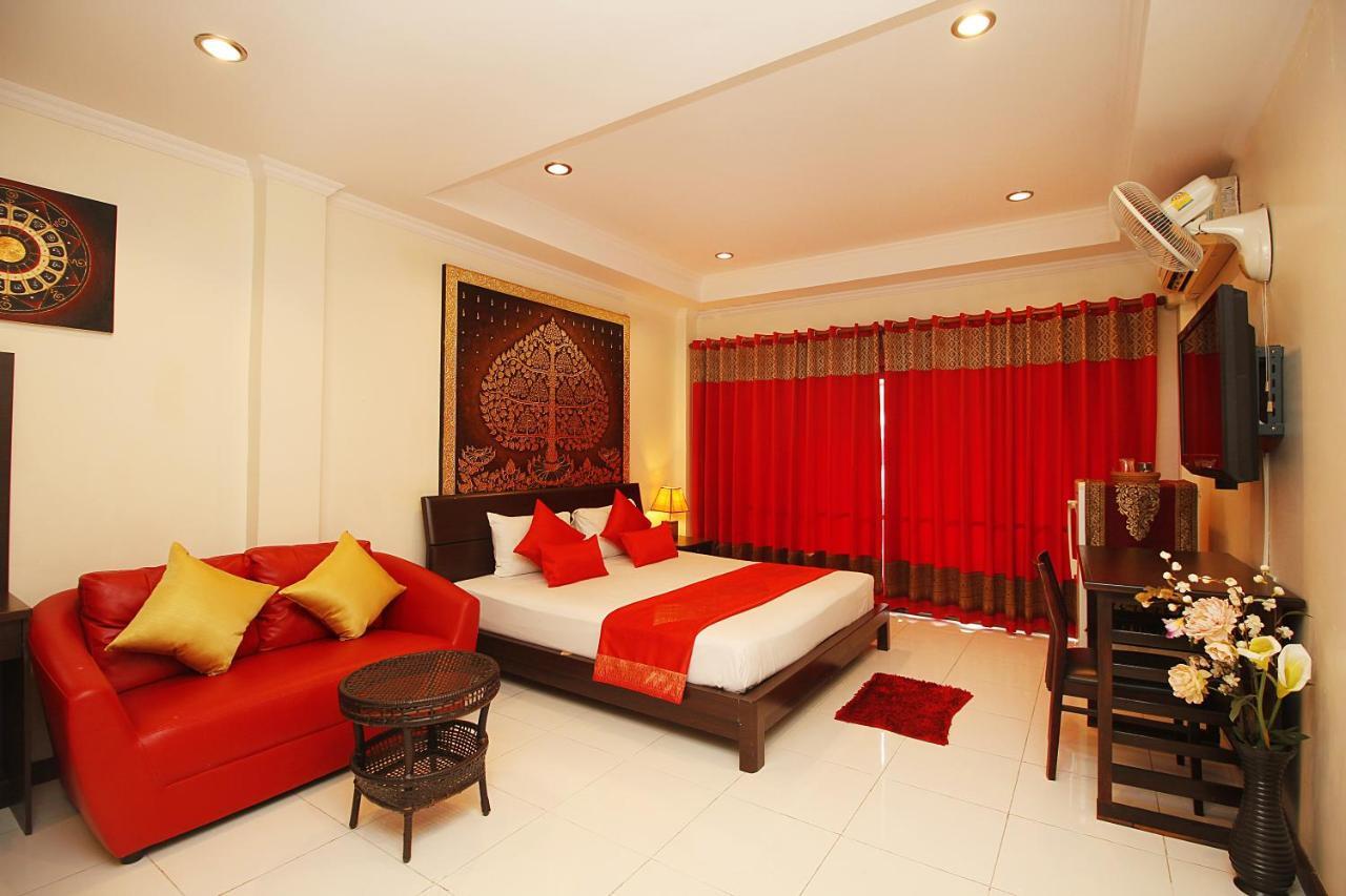 Готель Sky Silk Decoration House Patong Екстер'єр фото