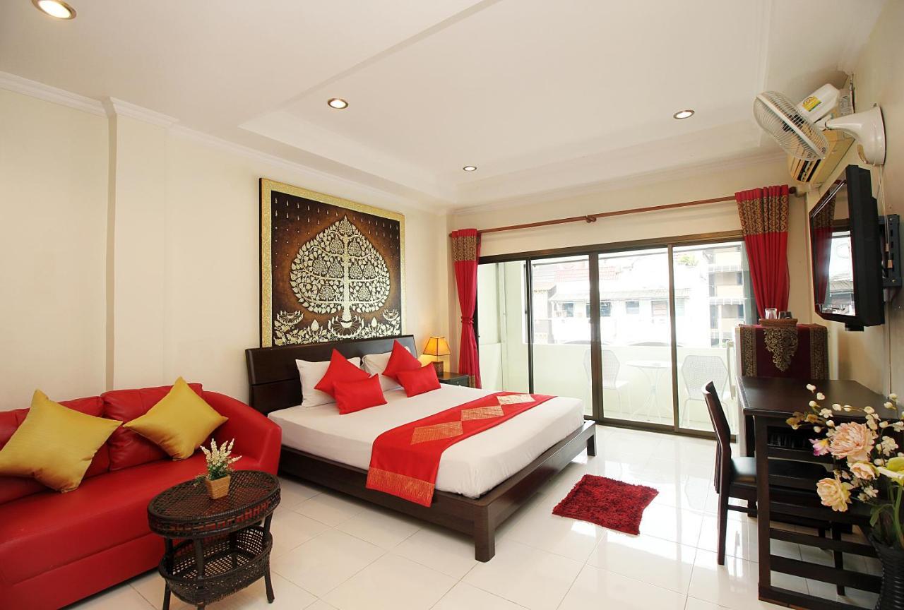 Готель Sky Silk Decoration House Patong Екстер'єр фото
