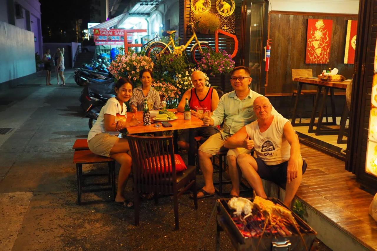 Готель Sky Silk Decoration House Patong Екстер'єр фото