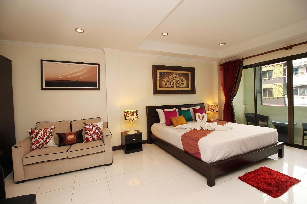 Готель Sky Silk Decoration House Patong Екстер'єр фото